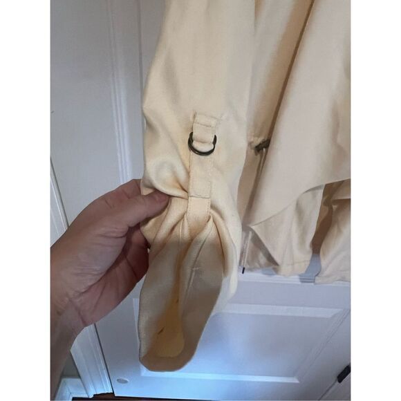 Favlux Fashion cream adjustable waist jacket - Picture 4 of 5